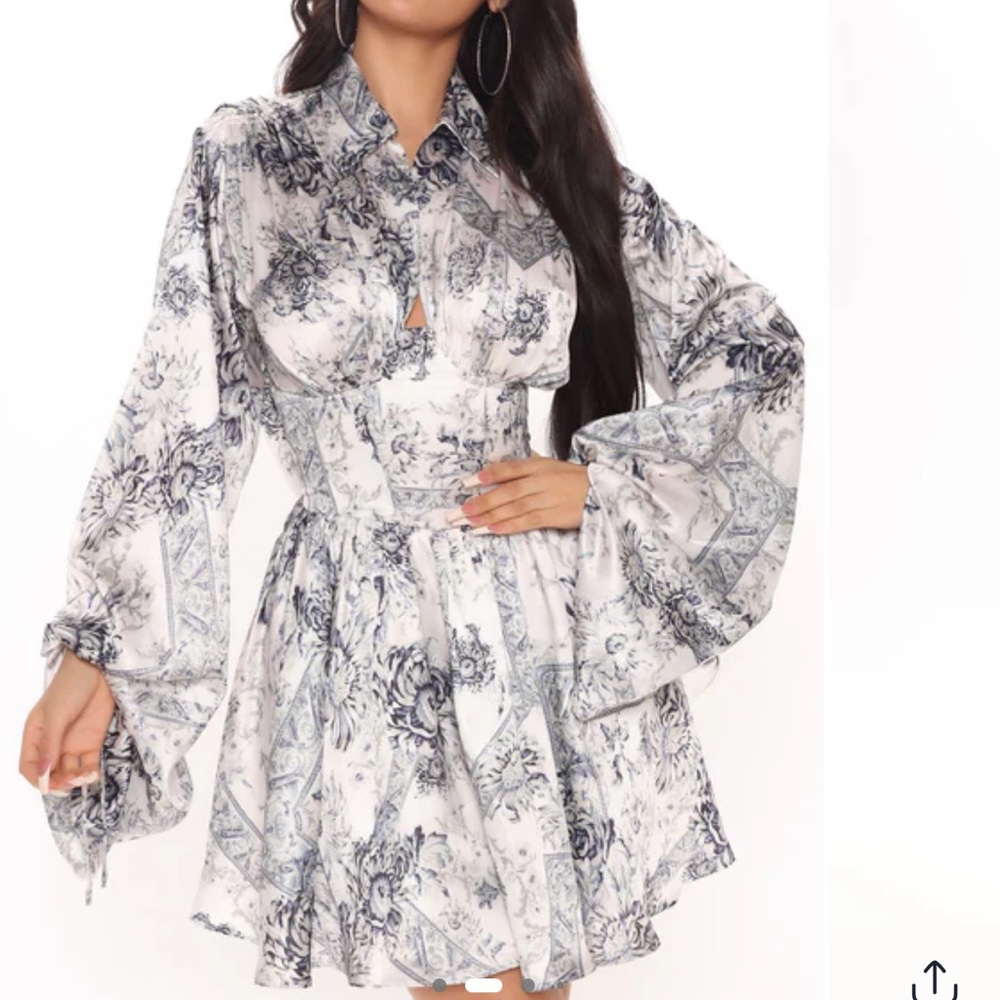 Fashion Nova Black and White Long Sleeve Dress